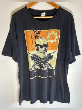 OG Slick Dissizit Gears Of War 3 Skull & Lancers Hot Topic Exclusive T-Shirt 2XL